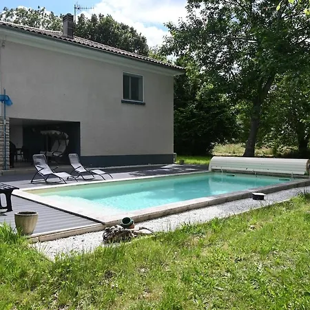 La Ferriere With Swimming Pool 里贝拉克
